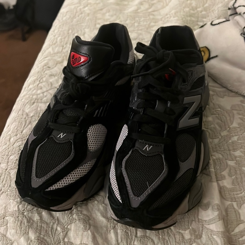 New Balance 9060 Used 5 times realized i’m a half size smaller
